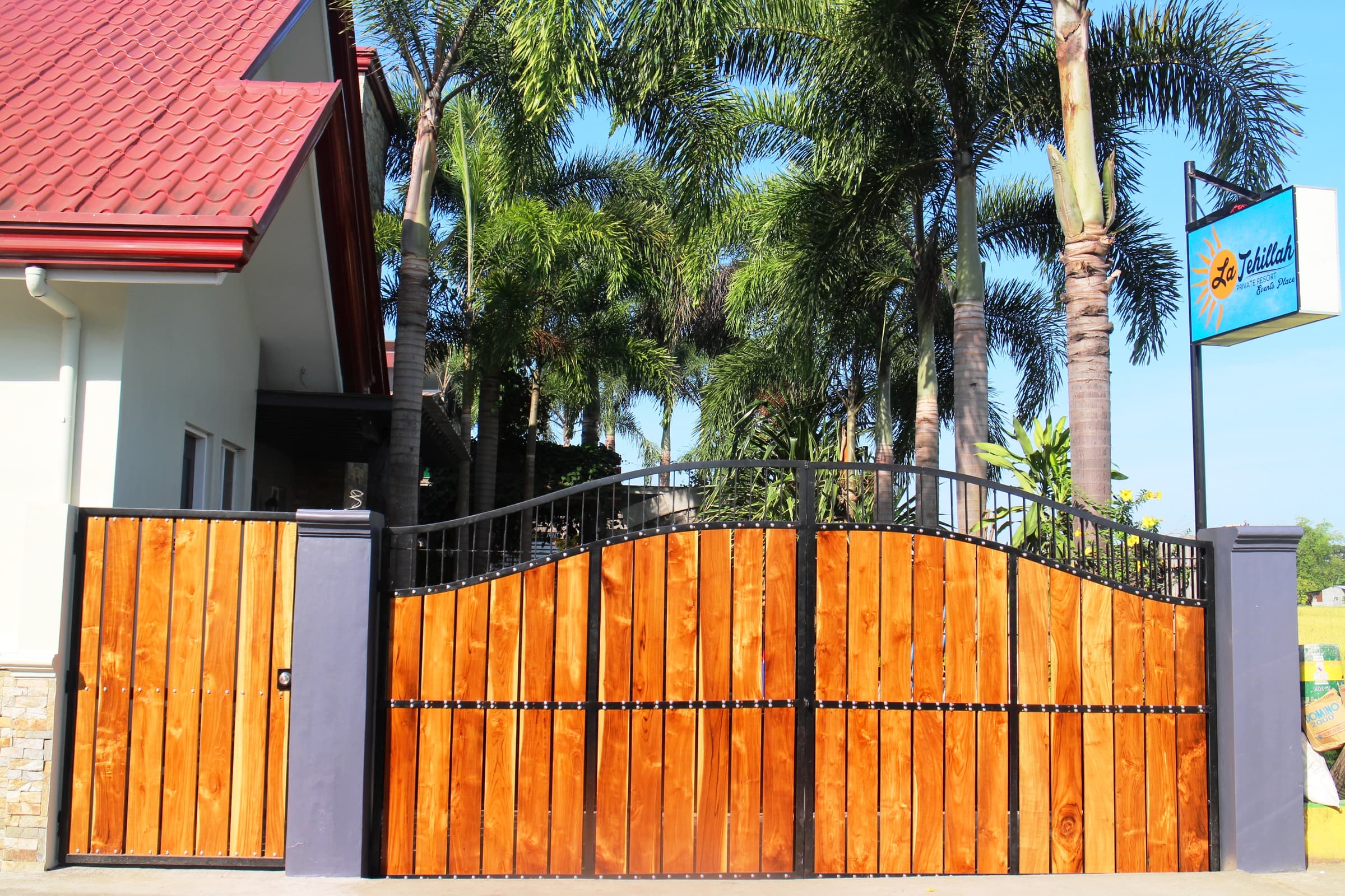 Resort entrance gate